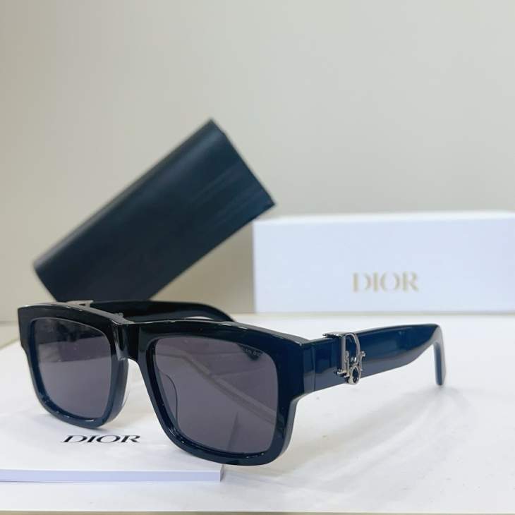 Picture of Dior Sunglasses _SKUfw76034148fw